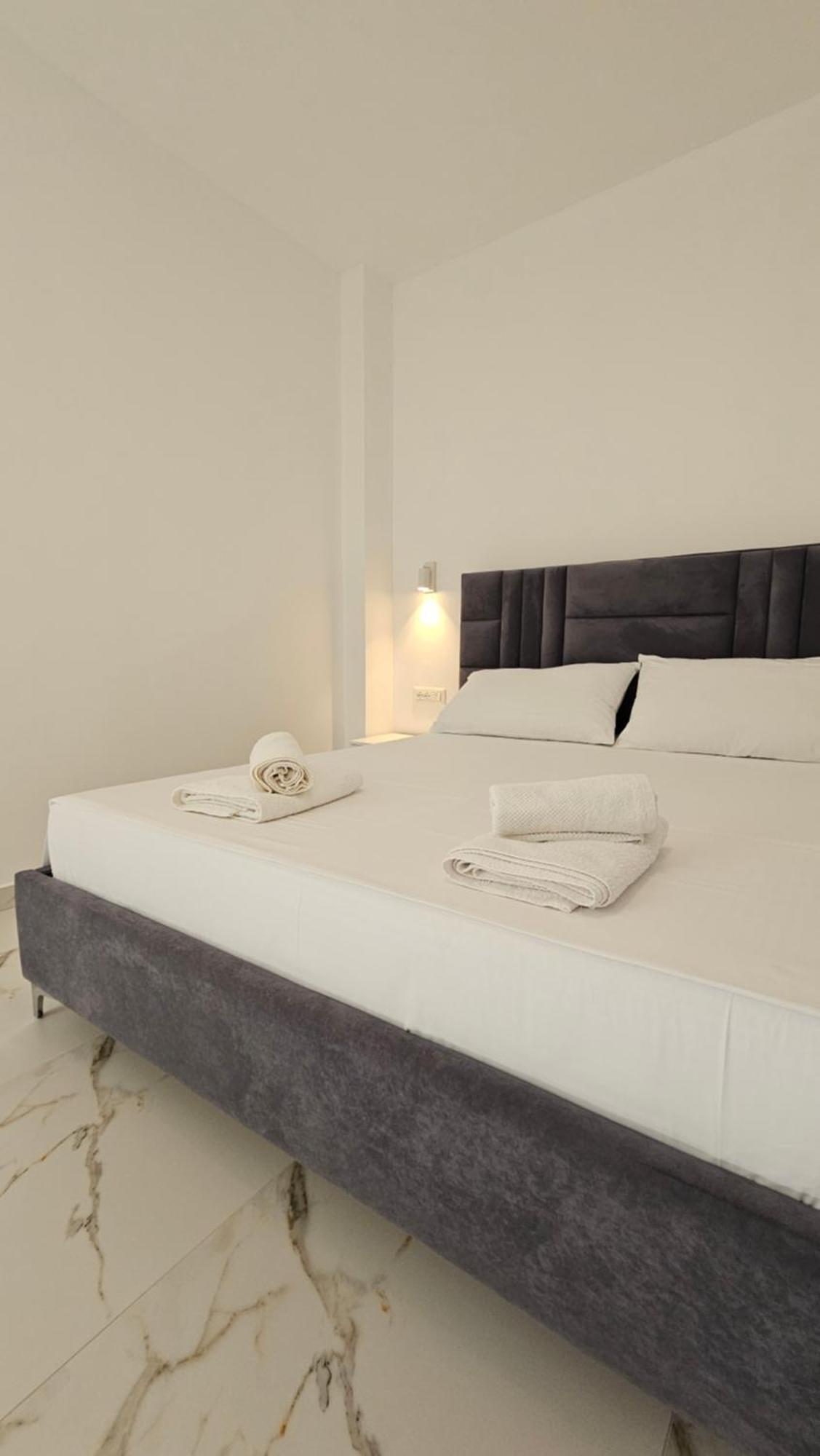 Blue Mare Apartments Saranda Zewnętrze zdjęcie